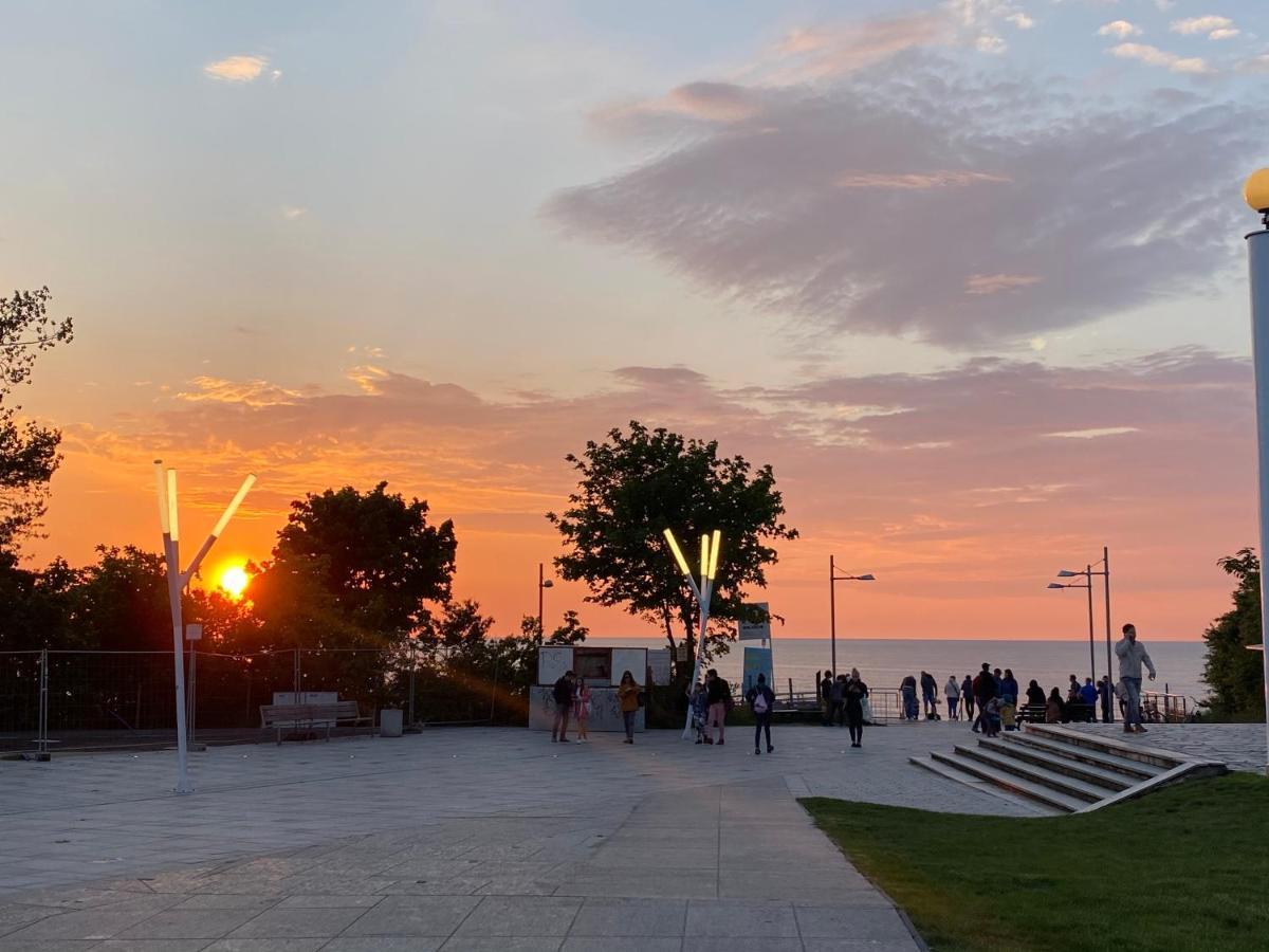 Seahome Horyzont Z Parkingiem Miedzyzdroje Buitenkant foto